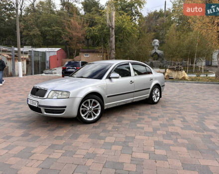 Серый Шкода Суперб, объемом двигателя 1.78 л и пробегом 365 тыс. км за 3900 $, фото 6 на Automoto.ua