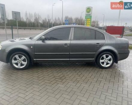 Серый Шкода Суперб, объемом двигателя 1.8 л и пробегом 260 тыс. км за 5300 $, фото 3 на Automoto.ua