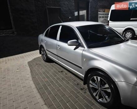 Шкода Суперб 2004 в Сумах на Automoto.ua Серый Шкода Суперб, объемом двигателя 1.78 л и пробегом 309 тыс. км за 4900 $, фото 5 на Automoto.ua