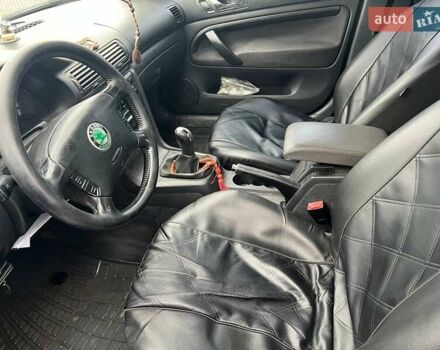 Серый Шкода Суперб, объемом двигателя 1.8 л и пробегом 260 тыс. км за 5300 $, фото 8 на Automoto.ua