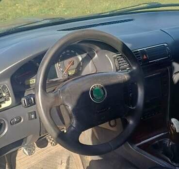 Шкода Суперб 2005 в Бердичеве на Automoto.ua Серый Шкода Суперб, объемом двигателя 1.8 л и пробегом 252 тыс. км за 3550 $, фото 2 на Automoto.ua