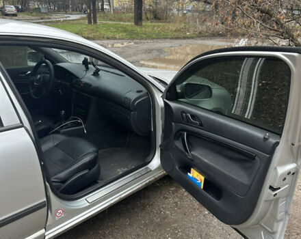 Серый Шкода Суперб, объемом двигателя 1.78 л и пробегом 324 тыс. км за 5300 $, фото 10 на Automoto.ua