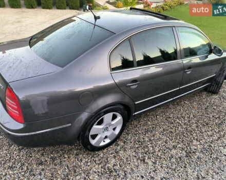 Шкода Суперб 2005 у Любомль на Automoto.ua Сірий Шкода Суперб, об'ємом двигуна 2.5 л та пробігом 290 тис. км за 5500 $, фото 16 на Automoto.ua