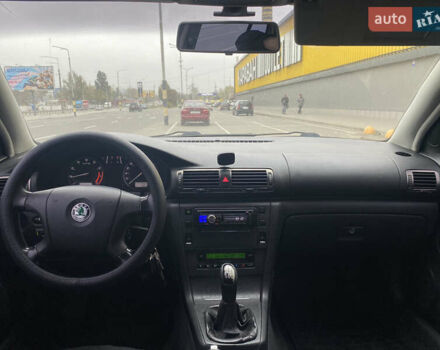 Шкода Суперб 2005 в Киеве на Automoto.ua Серый Шкода Суперб, объемом двигателя 1.8 л и пробегом 310 тыс. км за 5700 $, фото 1 на Automoto.ua