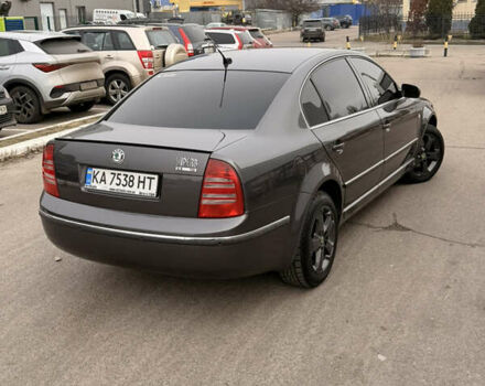 Серый Шкода Суперб, объемом двигателя 2.5 л и пробегом 295 тыс. км за 5700 $, фото 7 на Automoto.ua