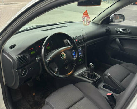 Серый Шкода Суперб, объемом двигателя 1.9 л и пробегом 250 тыс. км за 5099 $, фото 7 на Automoto.ua