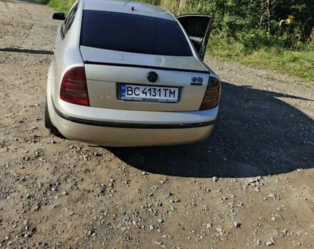 Серый Шкода Суперб, объемом двигателя 1.78 л и пробегом 240 тыс. км за 3700 $, фото 1 на Automoto.ua