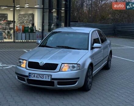 Шкода Суперб 2005 у Вінниці на Automoto.ua Сірий Шкода Суперб, об'ємом двигуна 1.9 л та пробігом 282 тис. км за 4550 $, фото 5 на Automoto.ua