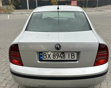 Серый Шкода Суперб, объемом двигателя 1.9 л и пробегом 250 тыс. км за 5099 $, фото 3 на Automoto.ua