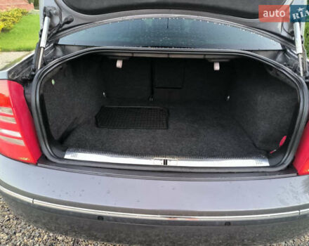 Шкода Суперб 2005 у Любомль на Automoto.ua Сірий Шкода Суперб, об'ємом двигуна 2.5 л та пробігом 290 тис. км за 5500 $, фото 23 на Automoto.ua