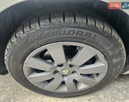 Серый Шкода Суперб, объемом двигателя 1.9 л и пробегом 281 тыс. км за 4200 $, фото 18 на Automoto.ua