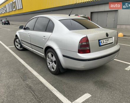 Шкода Суперб 2005 в Киеве на Automoto.ua Серый Шкода Суперб, объемом двигателя 1.8 л и пробегом 310 тыс. км за 5700 $, фото 12 на Automoto.ua