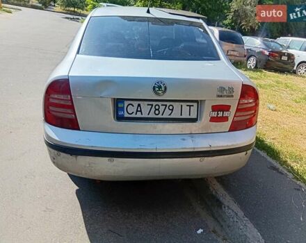 Серый Шкода Суперб, объемом двигателя 1.78 л и пробегом 243 тыс. км за 4000 $, фото 1 на Automoto.ua