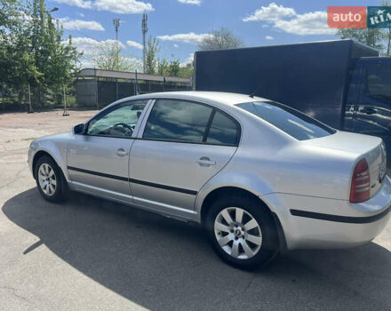Серый Шкода Суперб, объемом двигателя 1.78 л и пробегом 280 тыс. км за 5500 $, фото 4 на Automoto.ua