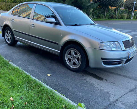 Серый Шкода Суперб, объемом двигателя 1.78 л и пробегом 197 тыс. км за 4500 $, фото 3 на Automoto.ua