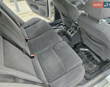 Серый Шкода Суперб, объемом двигателя 1.9 л и пробегом 281 тыс. км за 4200 $, фото 19 на Automoto.ua