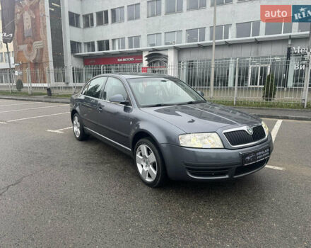 Сірий Шкода Суперб, об'ємом двигуна 1.8 л та пробігом 236 тис. км за 6999 $, фото 1 на Automoto.ua