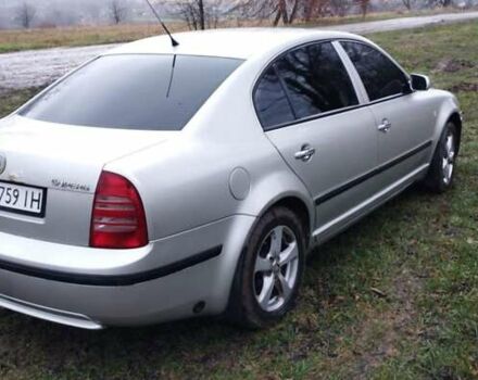 Серый Шкода Суперб, объемом двигателя 1.78 л и пробегом 402 тыс. км за 3350 $, фото 5 на Automoto.ua