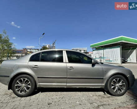 Серый Шкода Суперб, объемом двигателя 1.78 л и пробегом 267 тыс. км за 4500 $, фото 3 на Automoto.ua