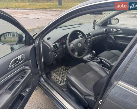Сірий Шкода Суперб, об'ємом двигуна 1.8 л та пробігом 236 тис. км за 6999 $, фото 12 на Automoto.ua