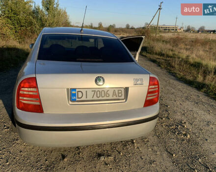 Шкода Суперб 2006 у Івано-Франківську на Automoto.ua Сірий Шкода Суперб, об'ємом двигуна 1.78 л та пробігом 295 тис. км за 5900 $, фото 16 на Automoto.ua