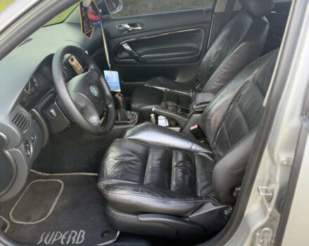 Сірий Шкода Суперб, об'ємом двигуна 1.8 л та пробігом 262 тис. км за 6700 $, фото 27 на Automoto.ua