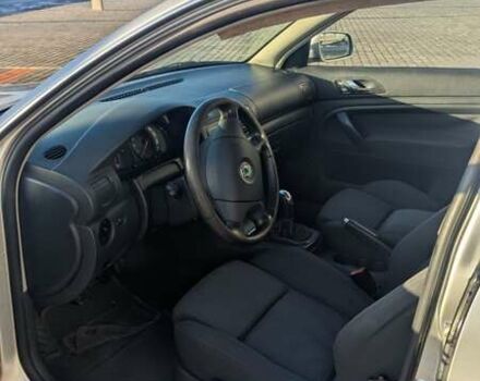 Серый Шкода Суперб, объемом двигателя 1.9 л и пробегом 360 тыс. км за 4500 $, фото 1 на Automoto.ua