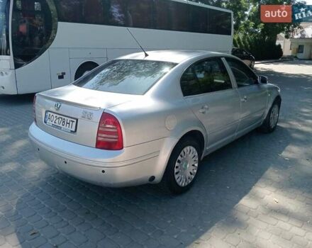 Серый Шкода Суперб, объемом двигателя 1.78 л и пробегом 378 тыс. км за 3650 $, фото 5 на Automoto.ua