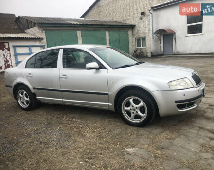 Серый Шкода Суперб, объемом двигателя 2 л и пробегом 350 тыс. км за 2599 $, фото 8 на Automoto.ua