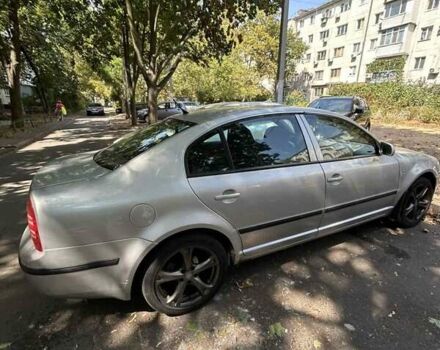 Серый Шкода Суперб, объемом двигателя 1.78 л и пробегом 261 тыс. км за 4900 $, фото 6 на Automoto.ua