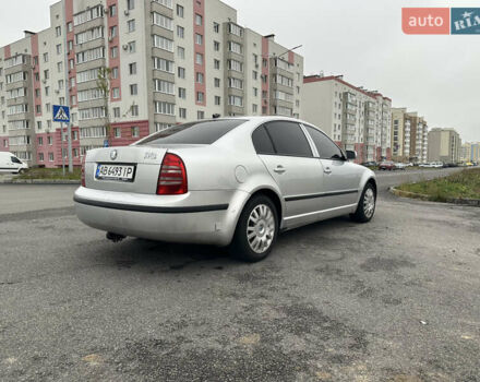 Серый Шкода Суперб, объемом двигателя 2 л и пробегом 258 тыс. км за 5500 $, фото 4 на Automoto.ua