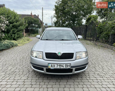 Серый Шкода Суперб, объемом двигателя 1.78 л и пробегом 290 тыс. км за 4500 $, фото 4 на Automoto.ua