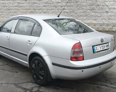 Серый Шкода Суперб, объемом двигателя 1.78 л и пробегом 270 тыс. км за 4700 $, фото 2 на Automoto.ua