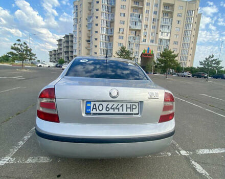 Серый Шкода Суперб, объемом двигателя 1.8 л и пробегом 295 тыс. км за 4500 $, фото 1 на Automoto.ua