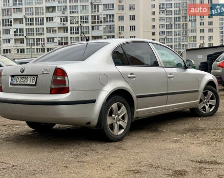 Серый Шкода Суперб, объемом двигателя 1.78 л и пробегом 368 тыс. км за 4650 $, фото 3 на Automoto.ua