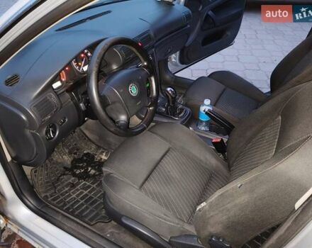 Серый Шкода Суперб, объемом двигателя 1.9 л и пробегом 270 тыс. км за 4350 $, фото 19 на Automoto.ua