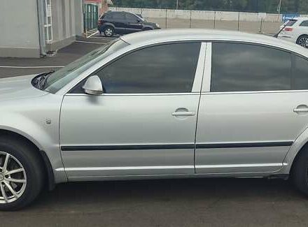 Серый Шкода Суперб, объемом двигателя 1.78 л и пробегом 265 тыс. км за 4800 $, фото 23 на Automoto.ua