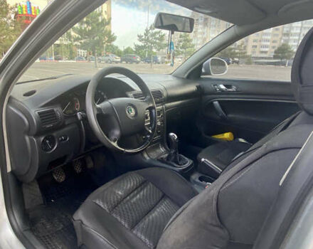 Серый Шкода Суперб, объемом двигателя 1.8 л и пробегом 295 тыс. км за 4500 $, фото 3 на Automoto.ua