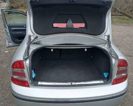 Шкода Суперб 2007 в Кривом Роге на Automoto.ua Серый Шкода Суперб, объемом двигателя 2 л и пробегом 197 тыс. км за 6500 $, фото 3 на Automoto.ua