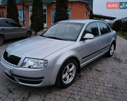 Серый Шкода Суперб, объемом двигателя 1.9 л и пробегом 270 тыс. км за 4350 $, фото 4 на Automoto.ua