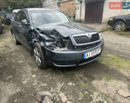 Сірий Шкода Суперб, об'ємом двигуна 1.78 л та пробігом 250 тис. км за 3850 $, фото 5 на Automoto.ua