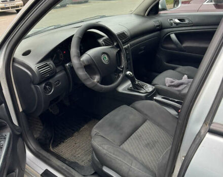 Серый Шкода Суперб, объемом двигателя 1.78 л и пробегом 212 тыс. км за 5400 $, фото 7 на Automoto.ua