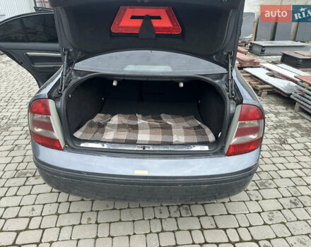 Сірий Шкода Суперб, об'ємом двигуна 2.5 л та пробігом 330 тис. км за 5300 $, фото 4 на Automoto.ua