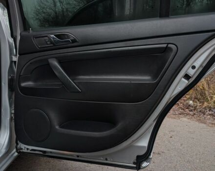 Серый Шкода Суперб, объемом двигателя 1.8 л и пробегом 296 тыс. км за 5500 $, фото 13 на Automoto.ua