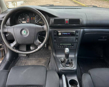 Серый Шкода Суперб, объемом двигателя 1.8 л и пробегом 315 тыс. км за 5100 $, фото 15 на Automoto.ua