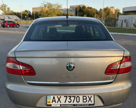 Сірий Шкода Суперб, об'ємом двигуна 0 л та пробігом 87 тис. км за 8000 $, фото 3 на Automoto.ua