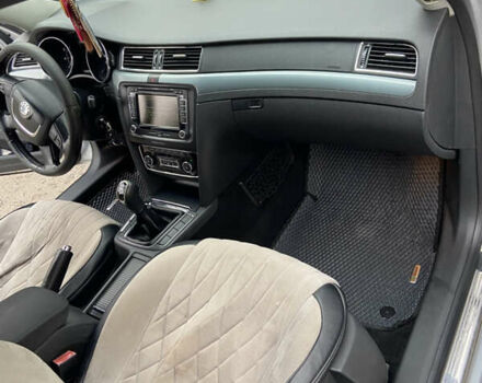 Серый Шкода Суперб, объемом двигателя 1.8 л и пробегом 247 тыс. км за 7400 $, фото 14 на Automoto.ua