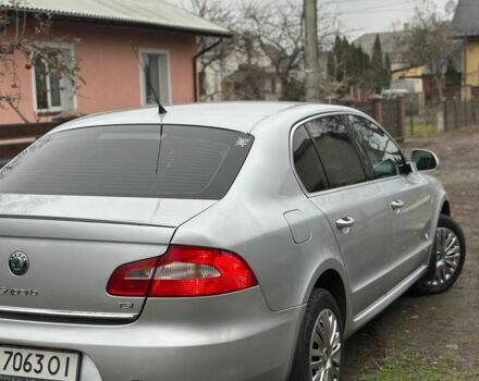 Серый Шкода Суперб, объемом двигателя 1.8 л и пробегом 255 тыс. км за 7499 $, фото 7 на Automoto.ua