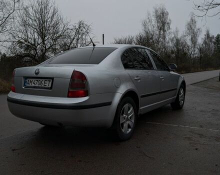 Серый Шкода Суперб, объемом двигателя 1.8 л и пробегом 296 тыс. км за 5500 $, фото 2 на Automoto.ua