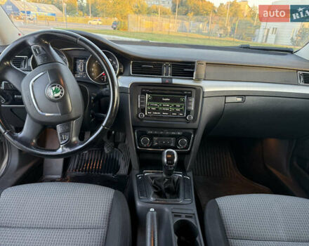 Сірий Шкода Суперб, об'ємом двигуна 0 л та пробігом 87 тис. км за 8000 $, фото 6 на Automoto.ua